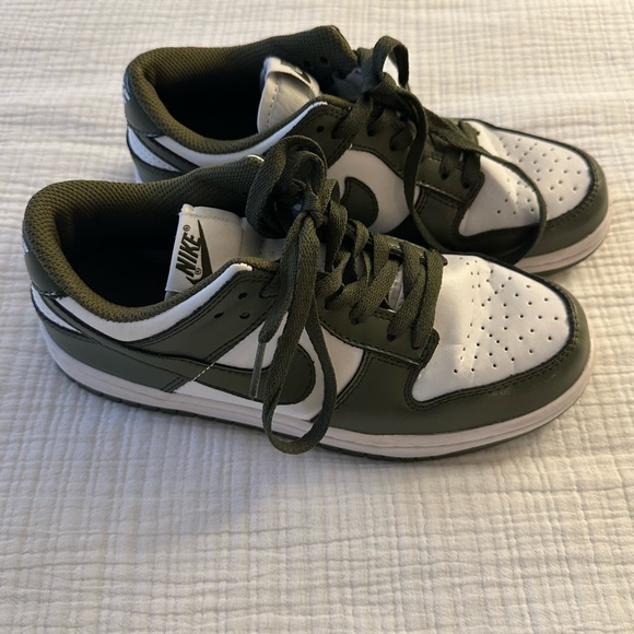 Nike dunks - Picture 3 of 5